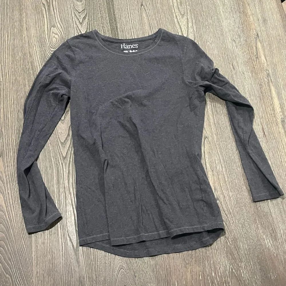 Hanes T Shirt Pullover Classic Fit Long Sleeve Solid Gray Size S